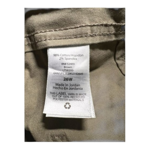Terra Sky Tan Cuffed Button‎ Fly Utility Shorts 4 inch inseam
Plus Size 26W - Picture 6 of 7